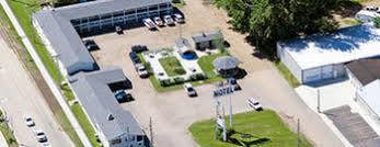 Colonial Motel And Rv Park Mandan Eksteriør billede